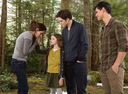 Kristen Stewart, Robert Pattinson, Mackenzie, Taylor Lautner, Breaking Dawn Part 2 Kristen Stewart, Robert Pattinson, Mackenzie, Taylor Lautner, Breaking Dawn Part 2